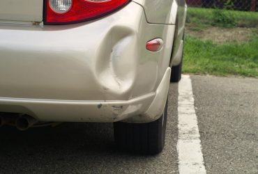 6 Factors that Influence the Cost of Dent Repair